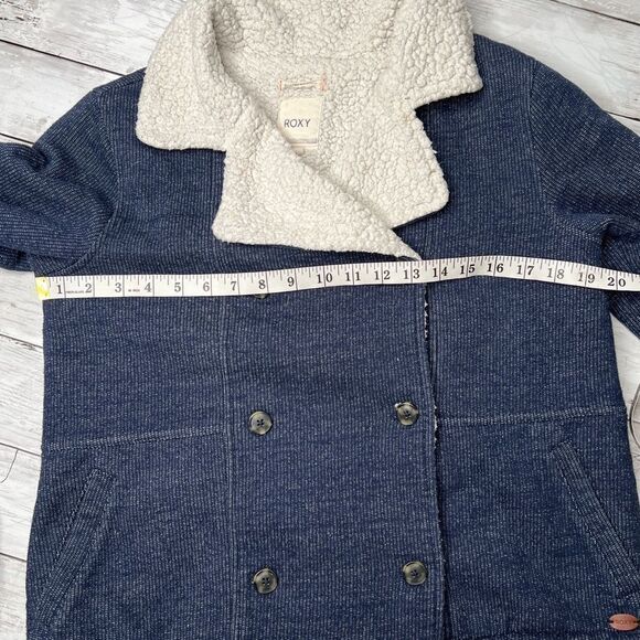Roxy Beautiful Adventure sherpa pea coat jacket in blue and off white inside. M - Picture 7 of 11